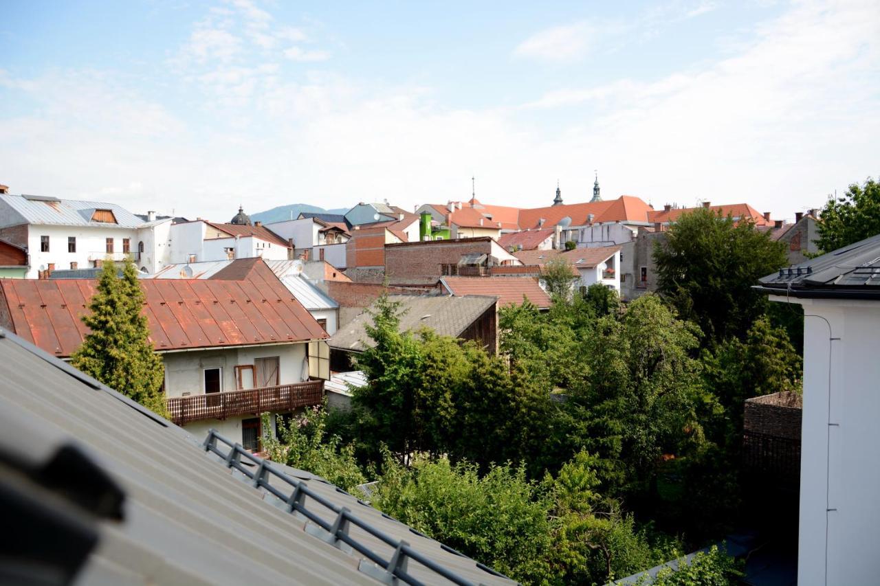 Premium Apartment Near Banska Bystrica Square With Two Big Bedrooms Exterior photo